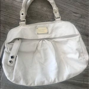 Marc Jacobs Twisted Q Groove white leather satchel